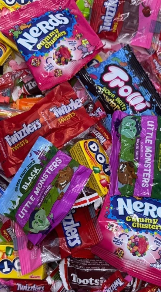 10 фунтов конфеты смесь оптом для Хэллоуина, ботаник, Colombina, twizzlers, tootsie и многое другое - Изображение 2 из 3