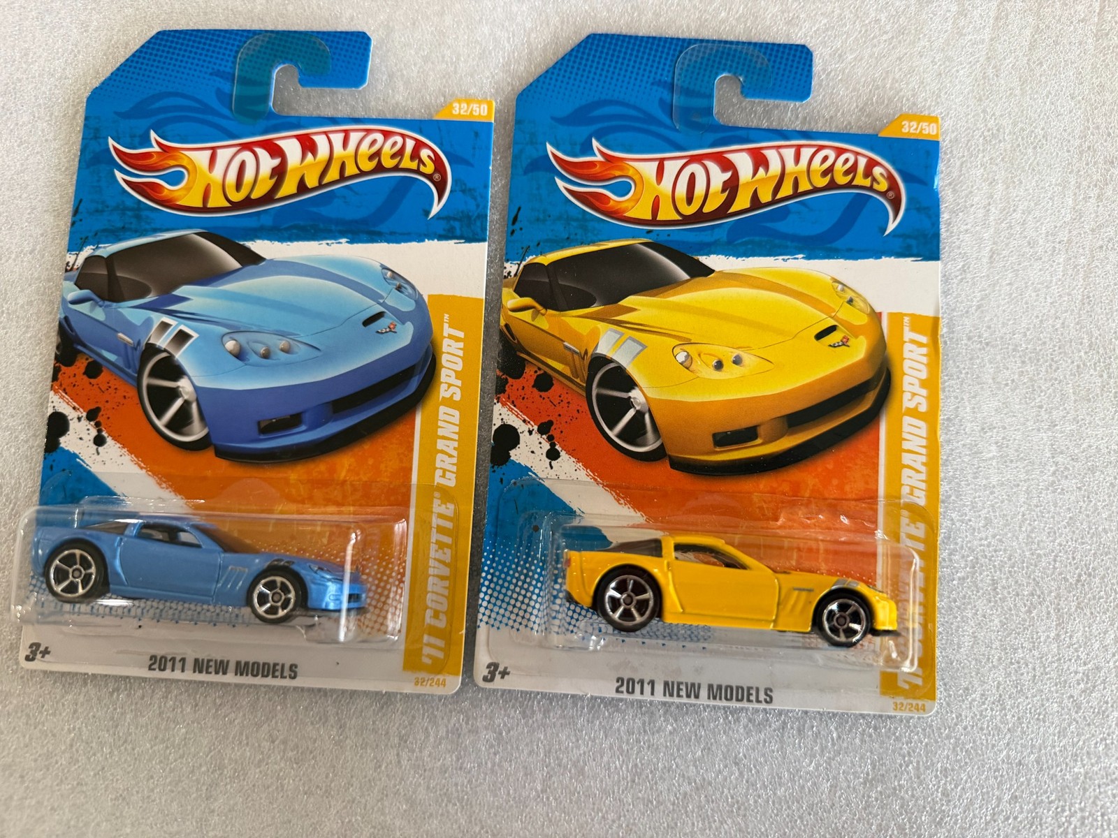 Hot Wheels 2011 New Models '11 Corvette Grand Sport Blue & Yellow Lot of 2 E84