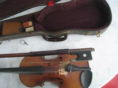Vintage E.R. Pfretzschner Violin - 1950's Germany w. Bow and Case