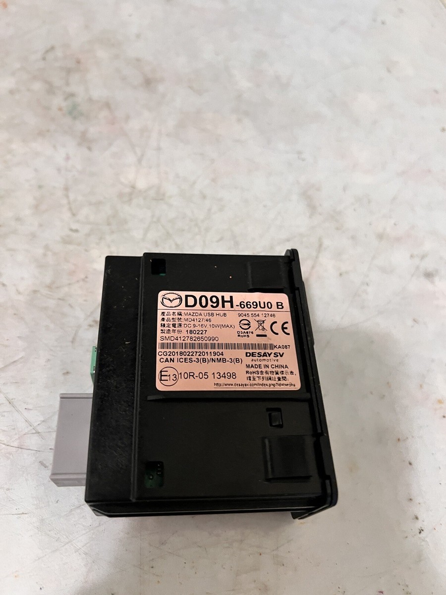 2018 MAZDA CX-5 CONSOLE REAR USB CARD AUX JACK MEDIA HUB PORT OEM