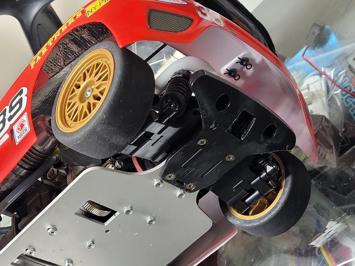 Tamiya 1/10 R/C TG10-Mk.1 Glow-Engine Nitro Gas Ferrari Tamiya 1/10 R/C TG10-Mk.1 Glow-Engine Nitro Gas Ferrari