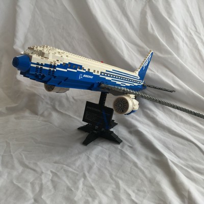 lego boeing 767