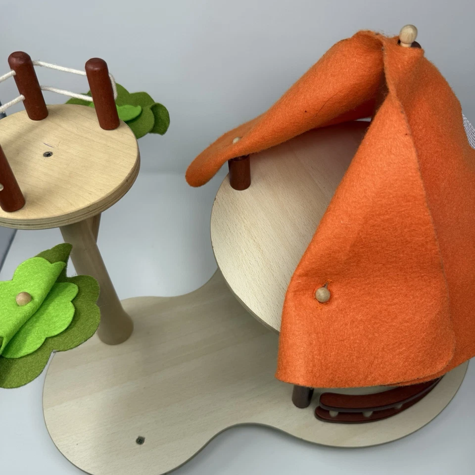 Pintoy Pottery Barn Niños Casa en el árbol de madera Jungle Lodge Juego Casa de muñecas Foto 2 de 4