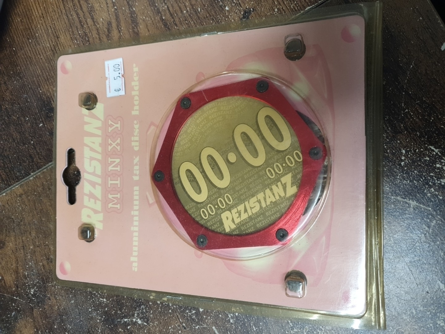 Rezistanz Minxy Aluminium Tax Disc Holder - RED