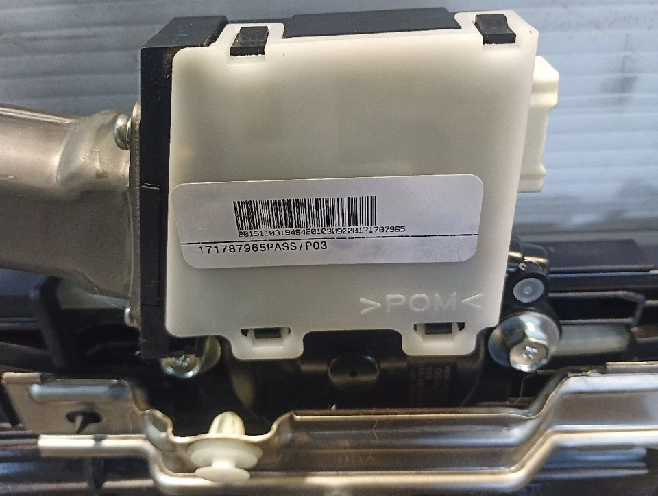 Sunroof Roof Glass Assembly from 2016 Toyota Camry 11942304 Foto 3 de 4