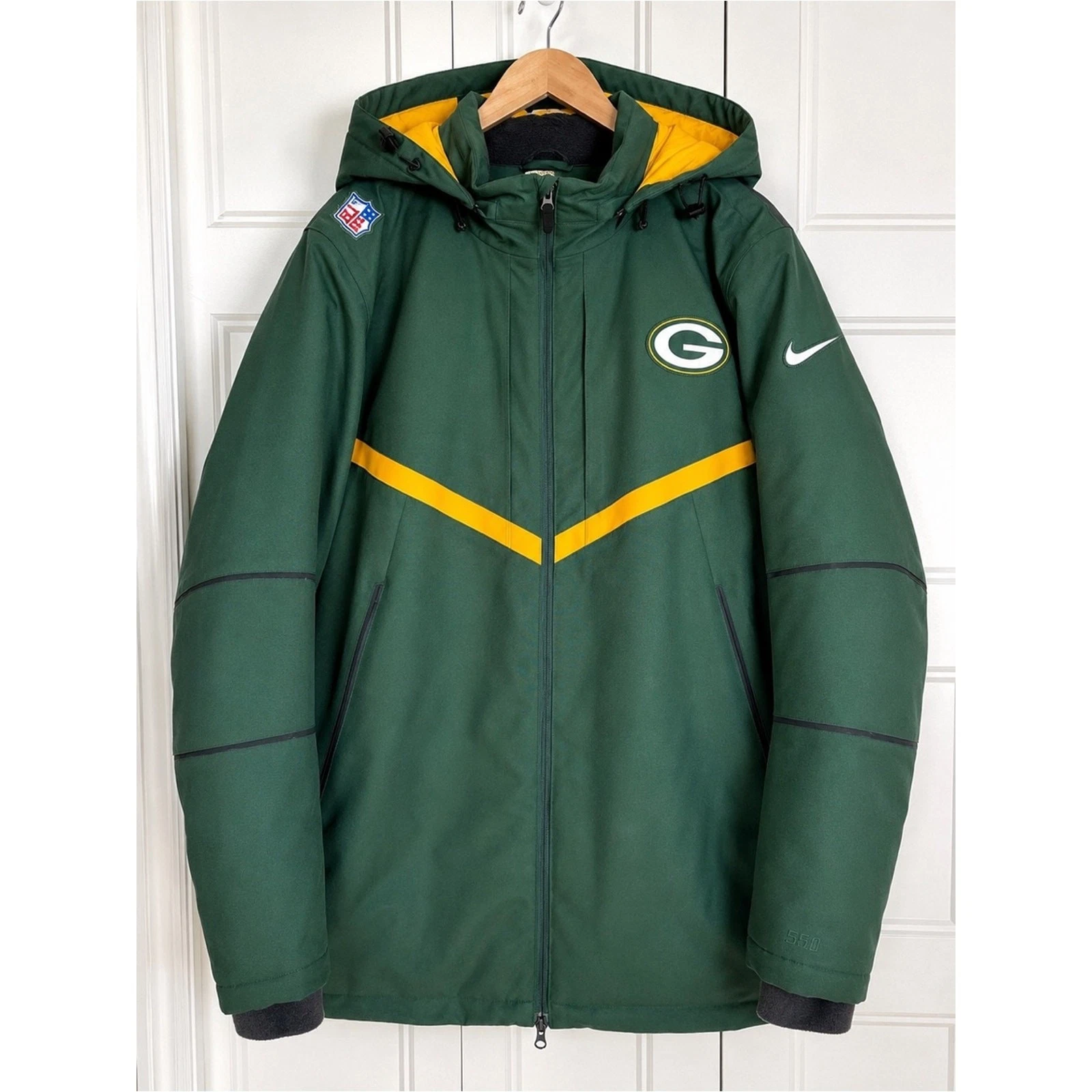 Nike On Field Green Bay Packers Storm-FIT 550 Down Jacket Men’s XL Hooded NFL