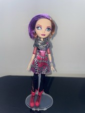 EVER AFTER HIGH – REBEL - DOLL – POPPY O’HAIR – MATTEL - 2012