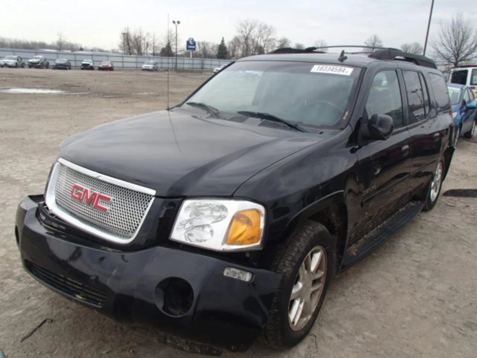 Alternador usado compatible con: 2006 Gmc Envoy XL 5,3 grado B Foto 4 de 4