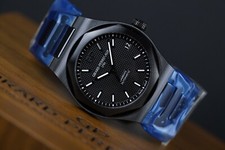 Girard-Perregaux Laureato Men's Ceramic Black Watch - 810103263132A