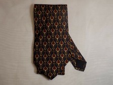 BROOKS BROTHERS MAKERS men's tie 100 Silk Made in USA