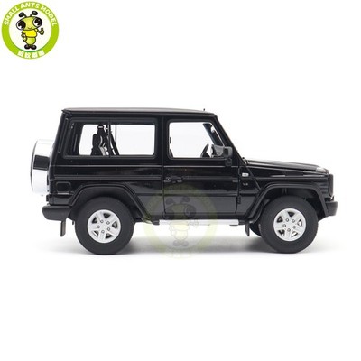 1/18 Mercedes Benz G CLASS G500 1998 SWB Autoart 76111 Black