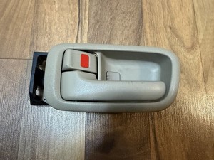 98-02 Toyota Land Cruiser Driver Front or Rear Door Left Inside Handle  Tan OEM