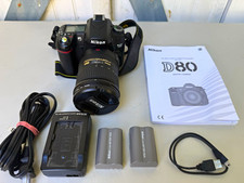 Nikon D80 10.2MP DSLR Camera w/ AF-S DX 18-200mm VR Lens 2 Batteries Charger