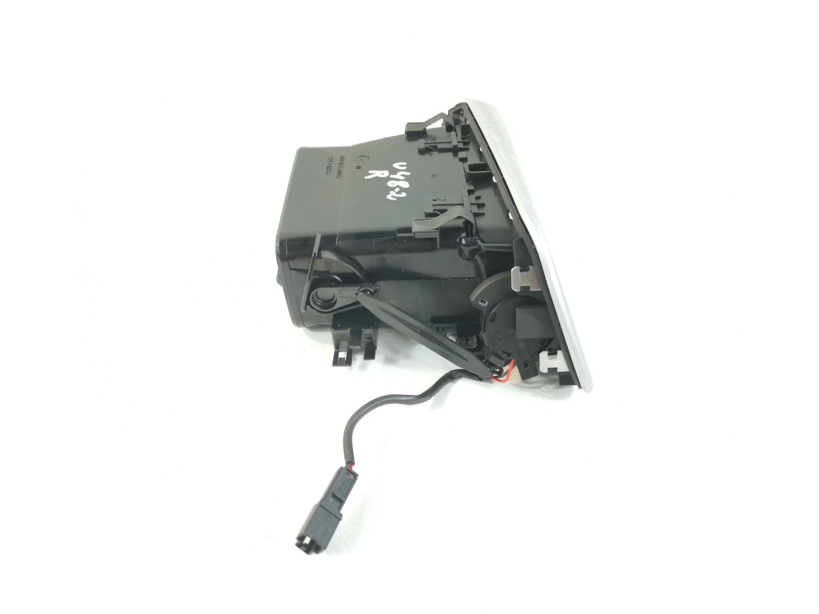 Maserati Ghibli S Q4 2014 Right Air vent P/N 6700190610