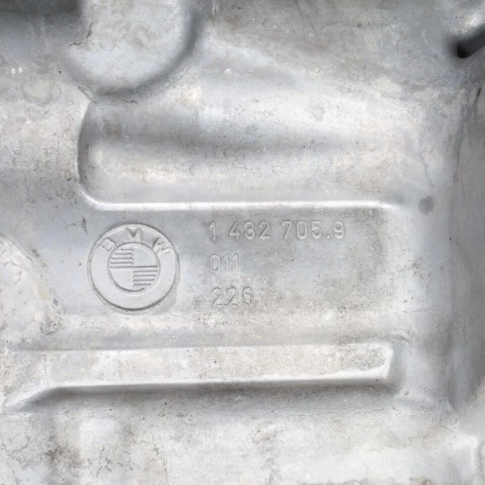 2001-2006 BMW 325i 328i 330i Z4 Engine Oil Pan 11131432703 OEM Used Foto 2 de 4