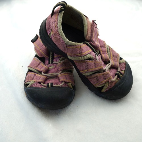 Keen Newport H2 Toddler Size 7 Sandals Shoes Slingback Casual Pink Hiking - Picture 2 of 8