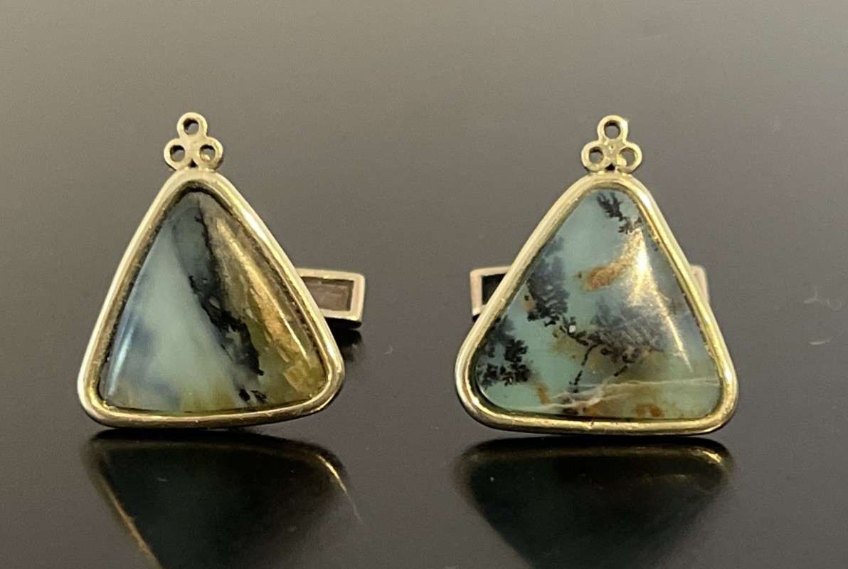 18K Solid Yellow Gold Moss Agate Triangular Cuffl… - image 1