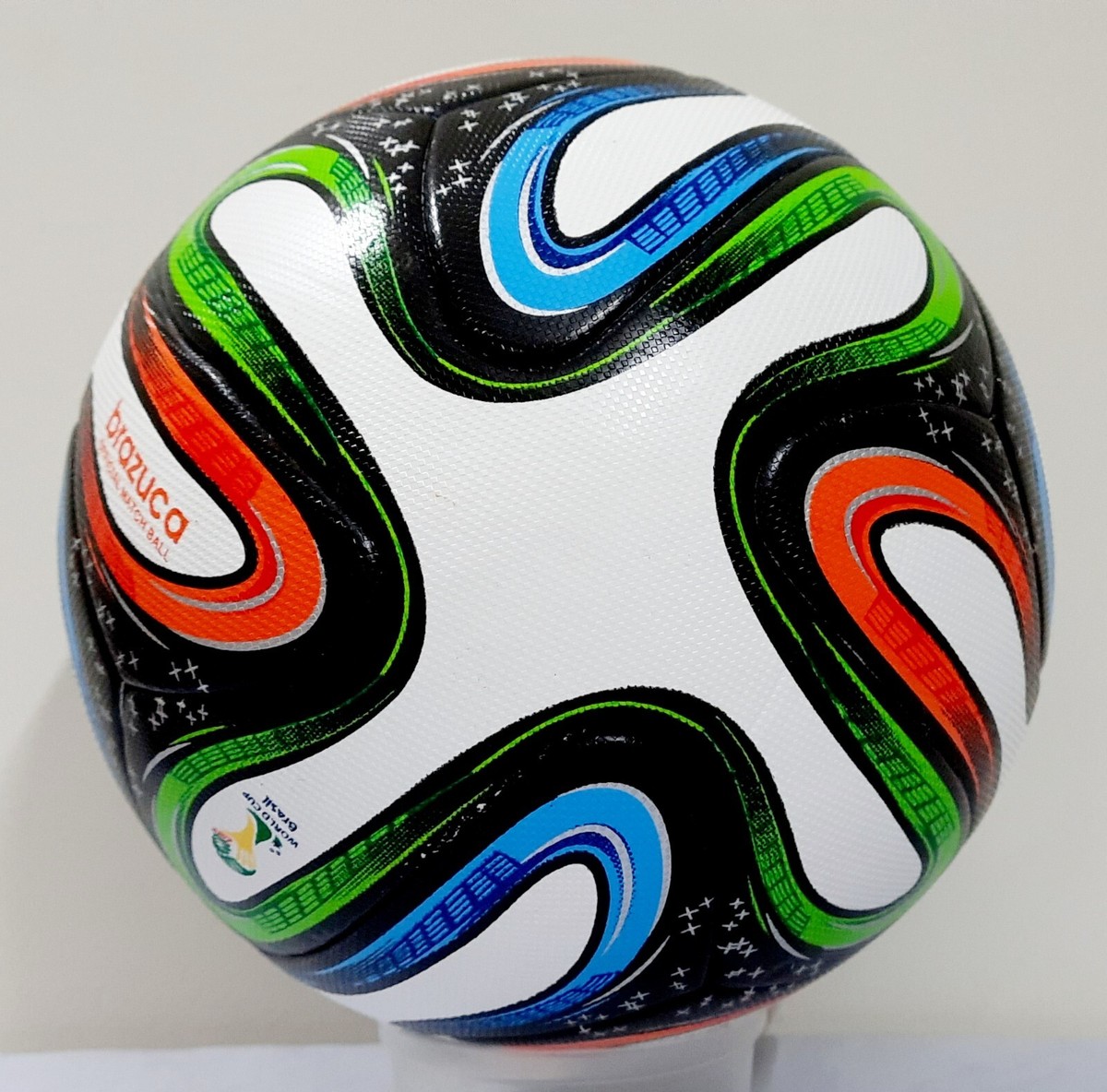 Brazuca Soccer Ball 2014 World Cup FIFA Design Match Ball Size 5