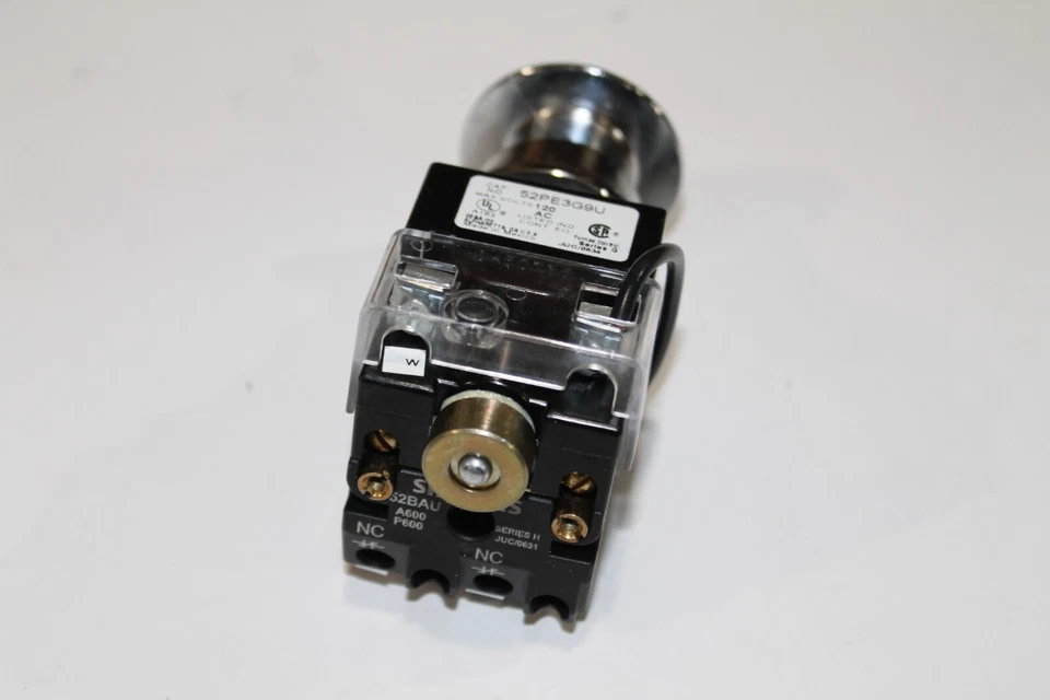 Siemens 52PE3G9U, Push-Pull Iluminado, 120V CA, Ámbar Foto 3 de 4