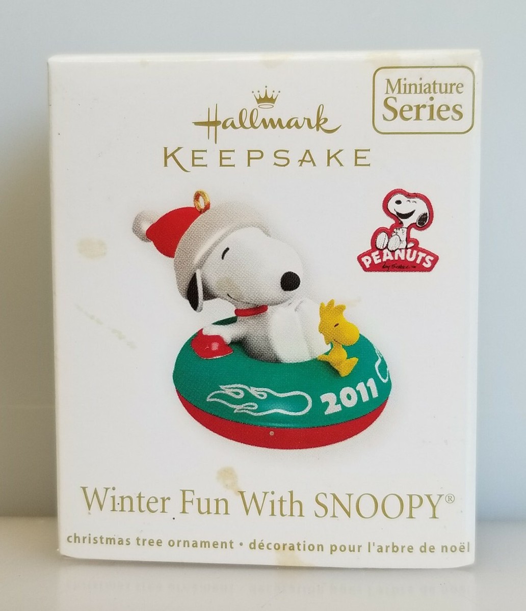 Hallmark スヌーピー スノードーム Hallmark スヌーピー スノードーム Amazon.co.jp: ホールマーク