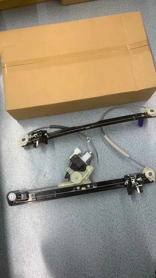 Front Right Window Regulator & Motor For Land Rover Discovery 5 V L462 2016-2024 - Image 2 of 4