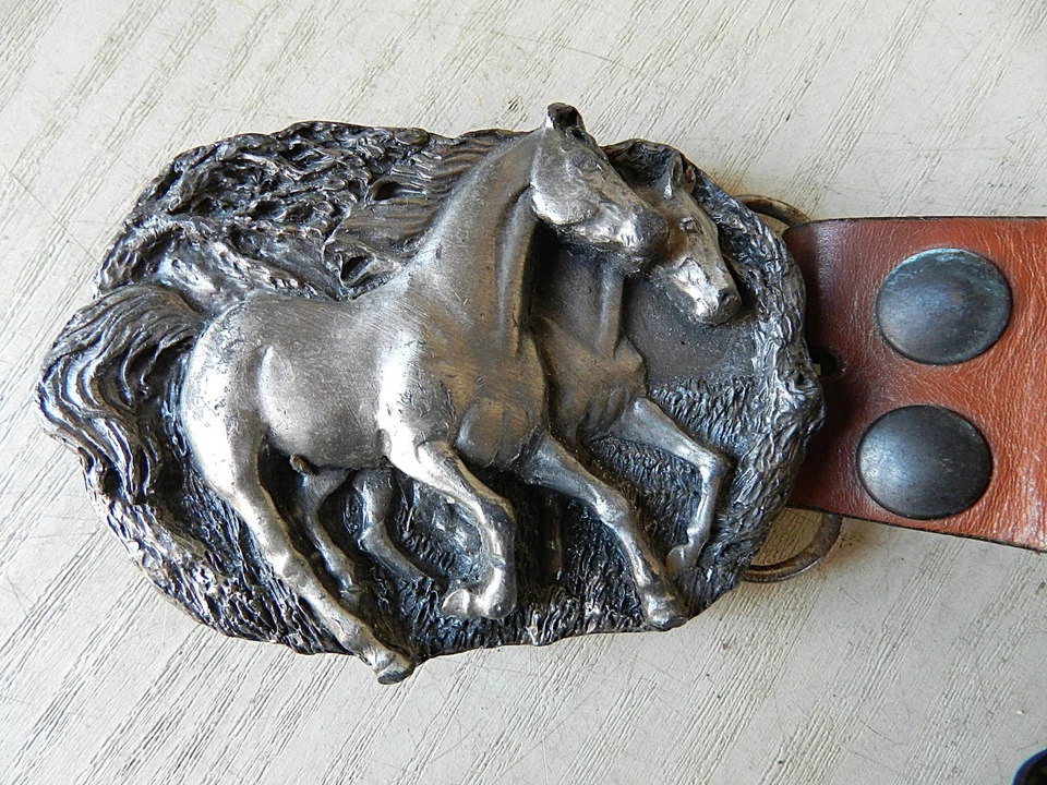 Boucle de Ceinture Vintage 1983 Bergamot Brass Work Inc. 146 * Chevaux - Photo 1/4