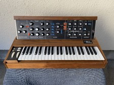 Moog Minimoog Model D  Continuation  Donimoog...