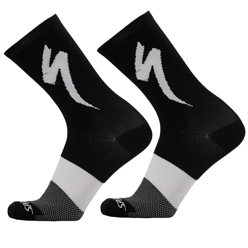 Leyal Lot de 3 paires de chaussettes de sport pour homme - Pour équitation, cyclisme, basket-ball, course à pied, randonnée, tennis, ski, vélo, Noir, blanc, gris., Moyen