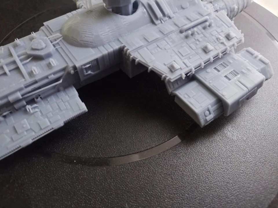 Stargate Icarus-class Heavy Battlecruiser impresión de resina 3D 8,5"x 5,5" Foto 3 de 4