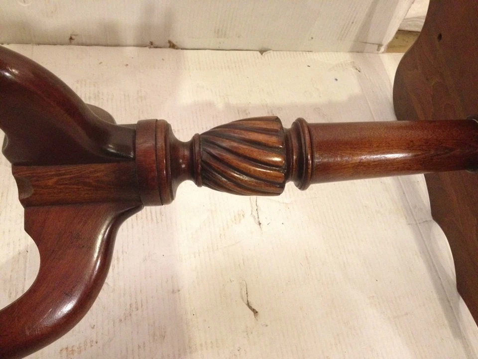 Antiguo soporte superior de cuero caoba. C10PiX. Pickup local solo Virginia. HACER OFERTA Foto 2 de 4