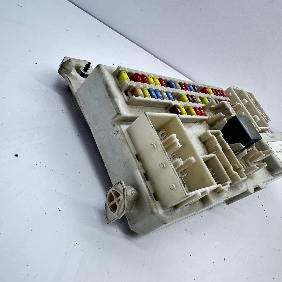 BODY COMPUTER PER FORD Focus C-Max Serie 4M5T14A073 (03>07) - Immagine 2 di 4