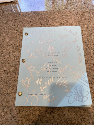 Lord Of The Rings The Two Towers Cast 2002 Signed Script