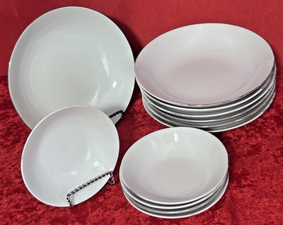 Lot of Eschenbach Bavaria Germany White/White Floral China 7 Soup, 5 Fruit Bowls