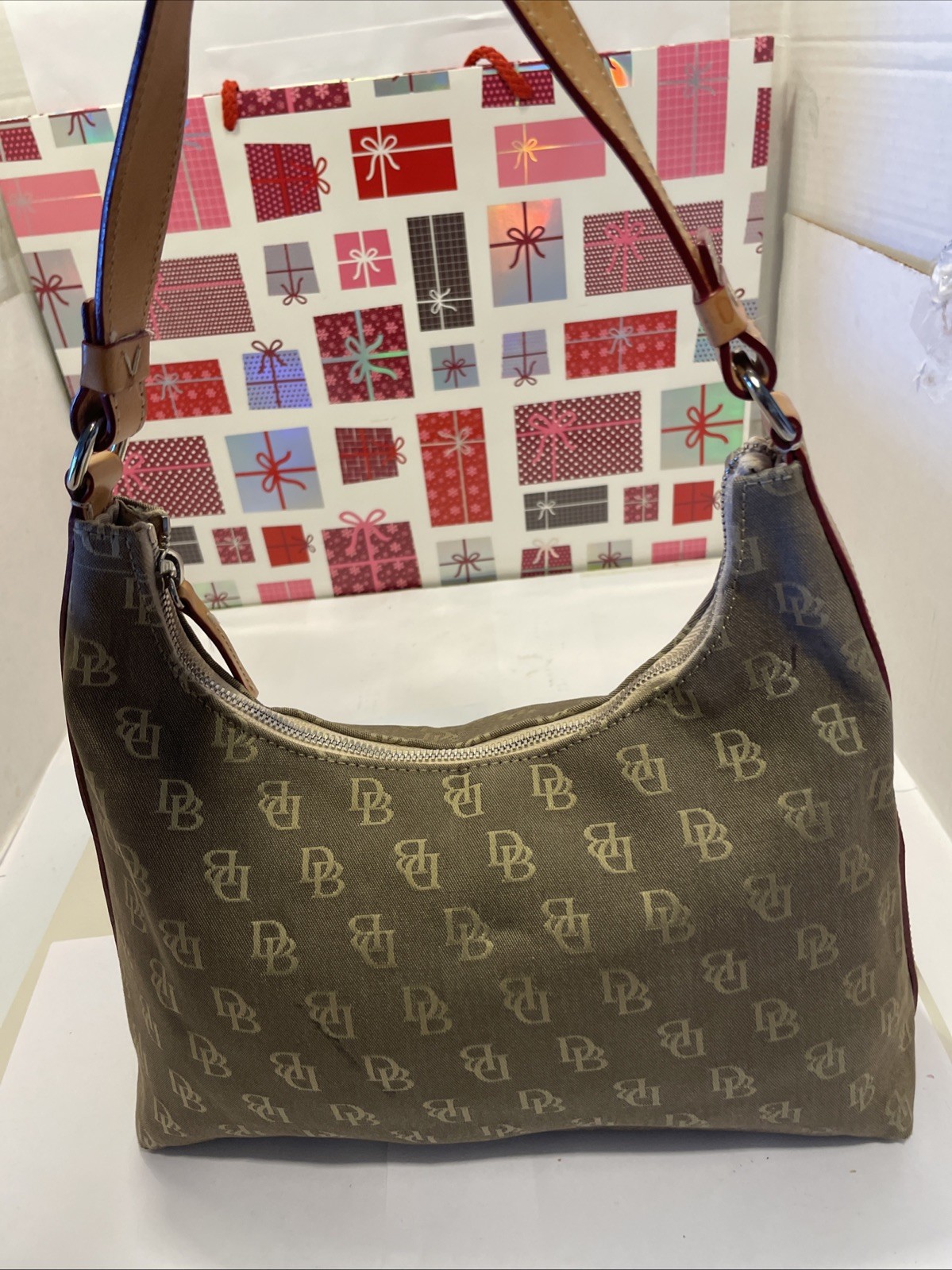 VTG Dooney& Bourke Monogram Pattern Crescent Shou… - image 2