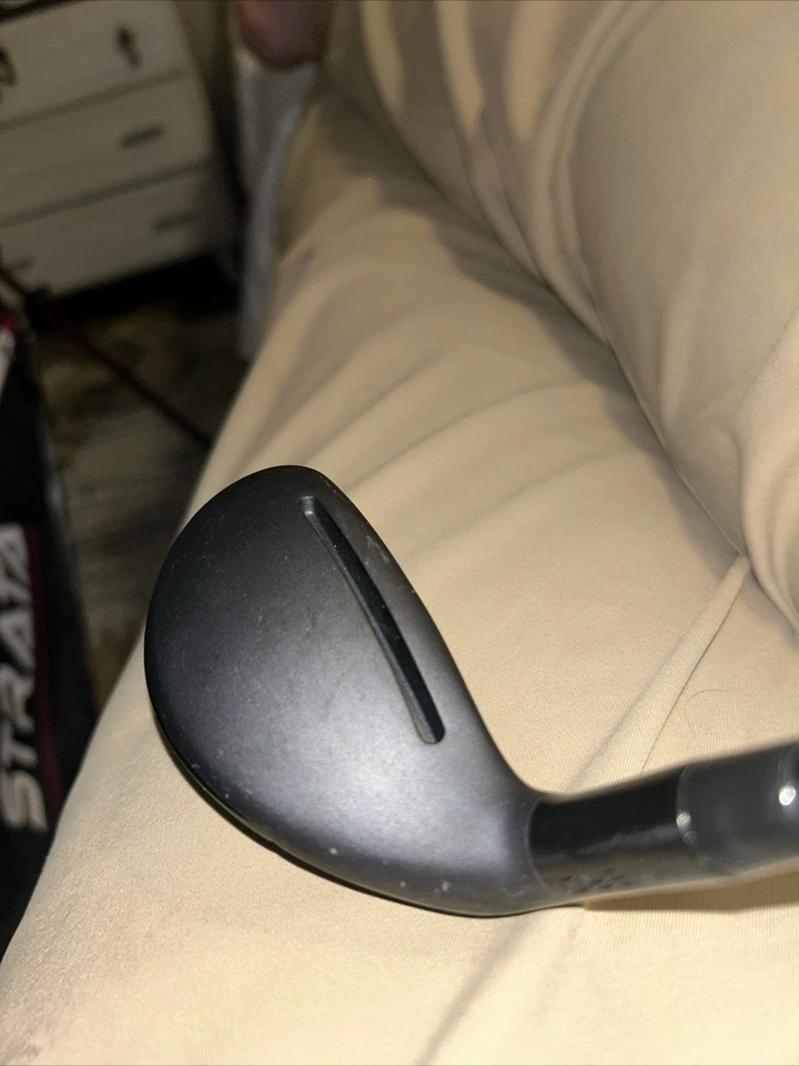 Adams PRO 23° #4 Hybrid 39" ALDILA Regular Flex Graphite Shaft Left-Handed USED - Image 2 of 4