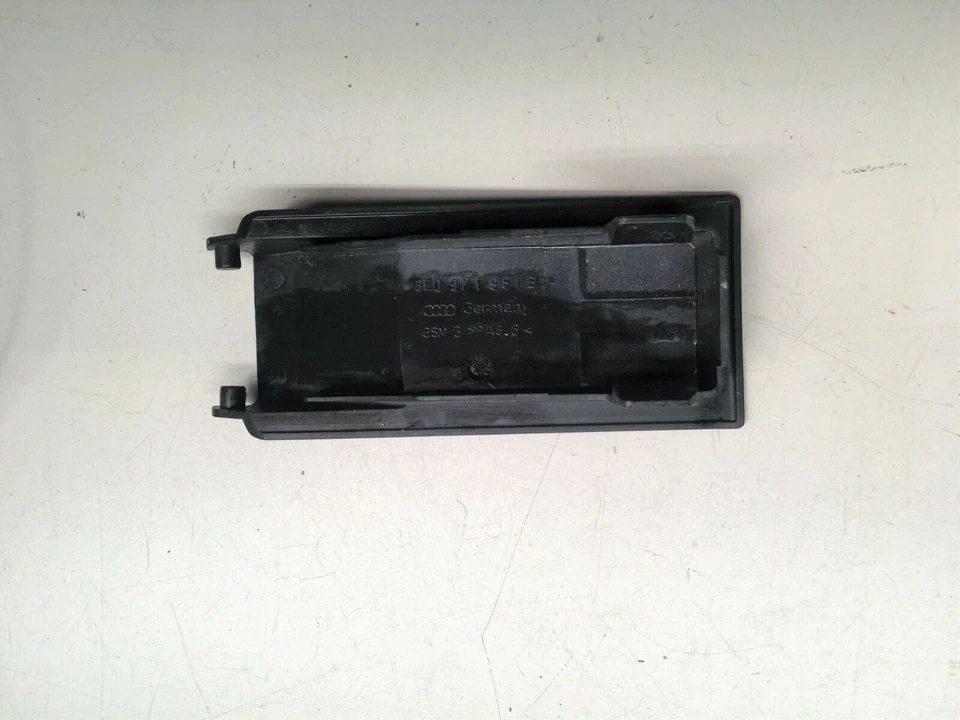 2007 AUDI A4 3.2L CABRIOLET QUATTRO ​FRONT SEAT WIRE CONNECTOR TRIM COVER  OEM+ - Image 3 of 4