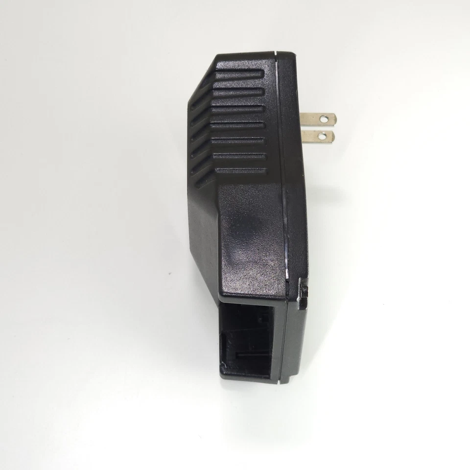 TMH RC NiMh Battery Charger 4hours for Tyco 6v or 7.2v Batteries Model 33005 - Image 3 of 4