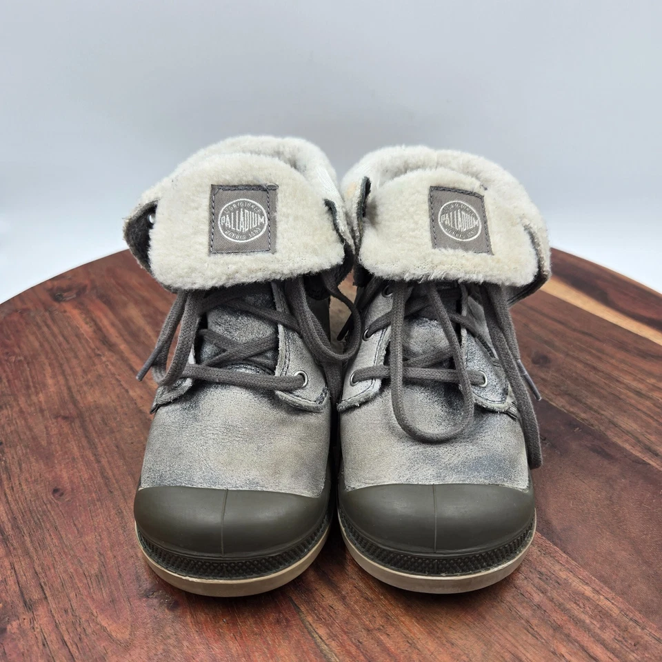 Palladium Pampa Boots Toddler Boy 10 Gray Leather Distressed Sherpa Lined Combat - Image 3 of 4