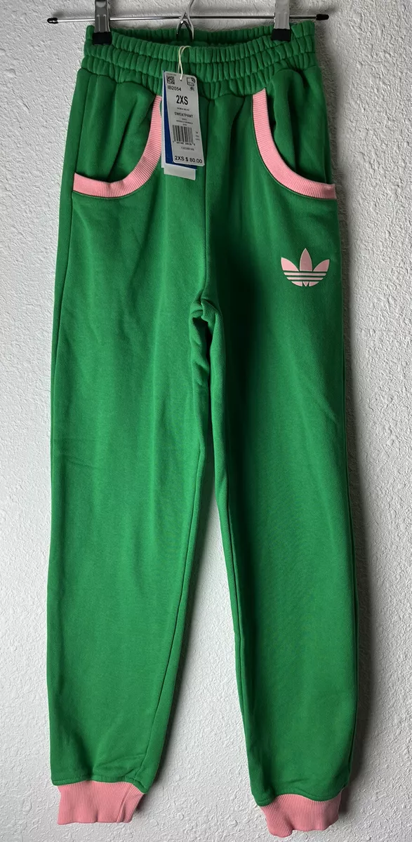 Adidas green shop sweatpants