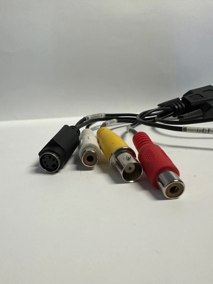 VGA SVGA to S-Video RCA & 2 Female XLR Adapter - Image 4 of 4