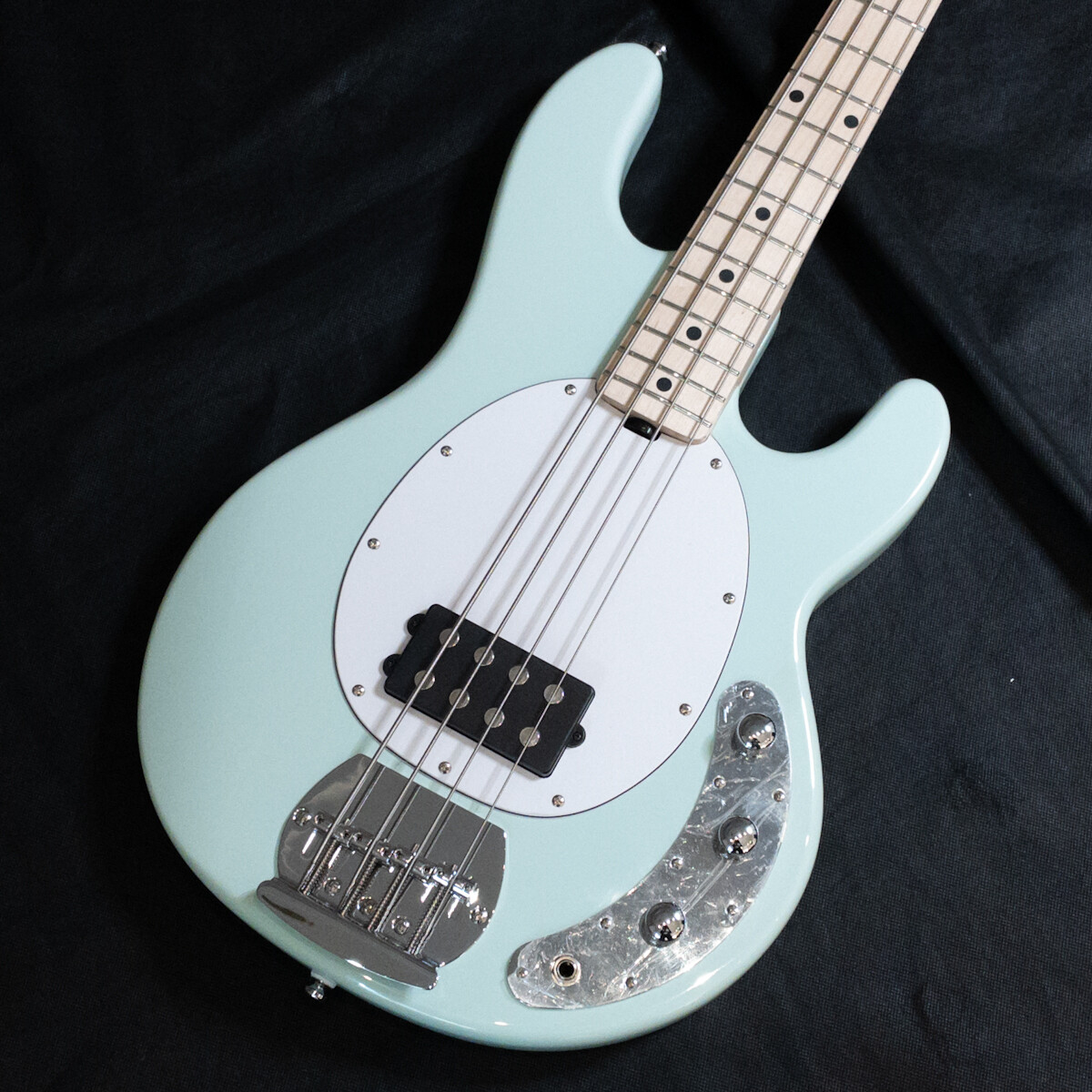Electric Bass Guitar Sterling by Musicman Sub Ray4 MG M1