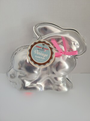 Vintage Nordic Ware Cake Pan Easter Spring Rabbit 3-D Cake Mold Silver - NEW