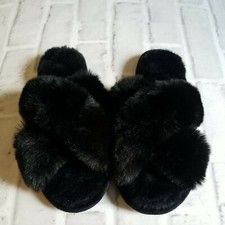 Womens Plush Slippers Black Cross Strap Super Soft Medium 7/8 Unbranded