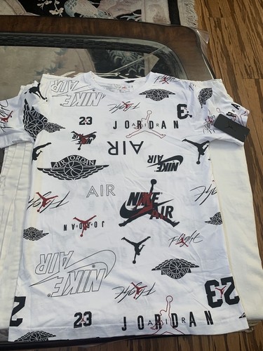 NIKE AIR JORDAN BOY'S WING'S T-SHIRT'S BLACK , WHITE OR MULTI FREE SHIPPING NWT - Picture 9 of 12