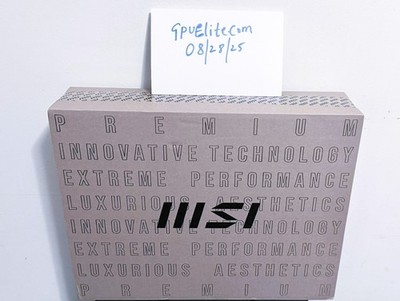 MSI Titan 18 HX AI A2XWJG-412US 18 RTX 5090 / Core Ultra 9 285HX