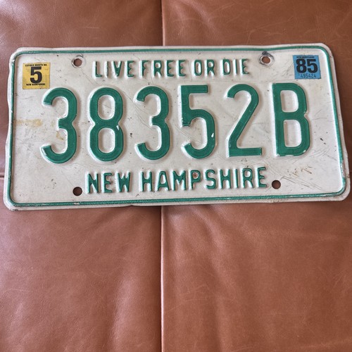 Vintage 1985 New Hampshire License Plate Live Free Or Die # 38352 B