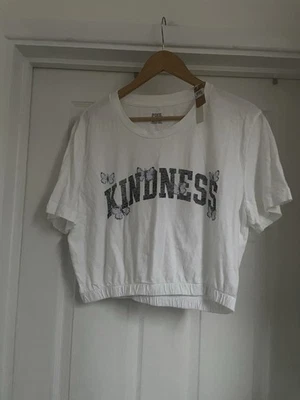 New Women’s Victoria Secret White Crop Top Size M 12-14 Kindness 100% Cotton - Image 1 of 4