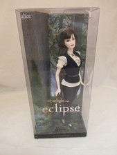 2010 Twilight Saga Eclipse Alice Barbie Pink Label  - NRFB !!