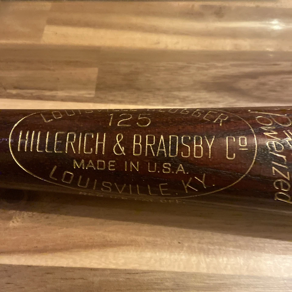 1937 HALL OF FAME BROWN GOLD HOF BAT 135/500 Connie Mack, Cy Young, Morgan G. Bu - Image 3 of 4