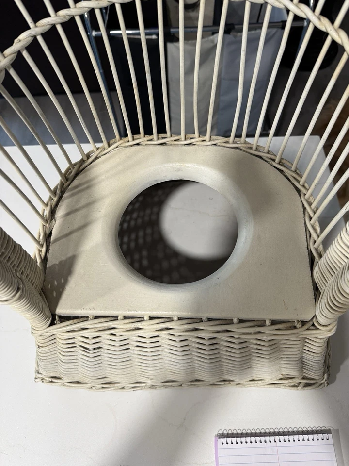 Antigua silla victoriana de mimbre para ir al baño niños niños antigua vintage de ratán 15" H. Foto 2 de 4